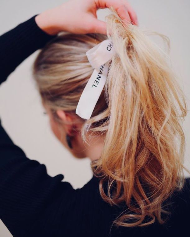 化妆品丝带怎么系,化妆品丝带礼盒系法