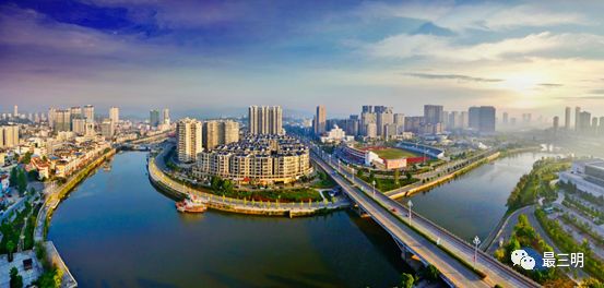 获职工摄影大赛金奖,首届群众舞蹈摄影大赛获奖公告