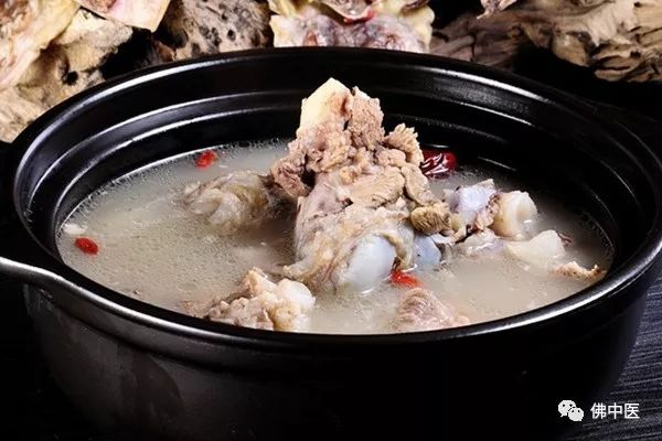 骨头汤能不能补钙权威人士回答,骨头汤能预防骨质疏松吗