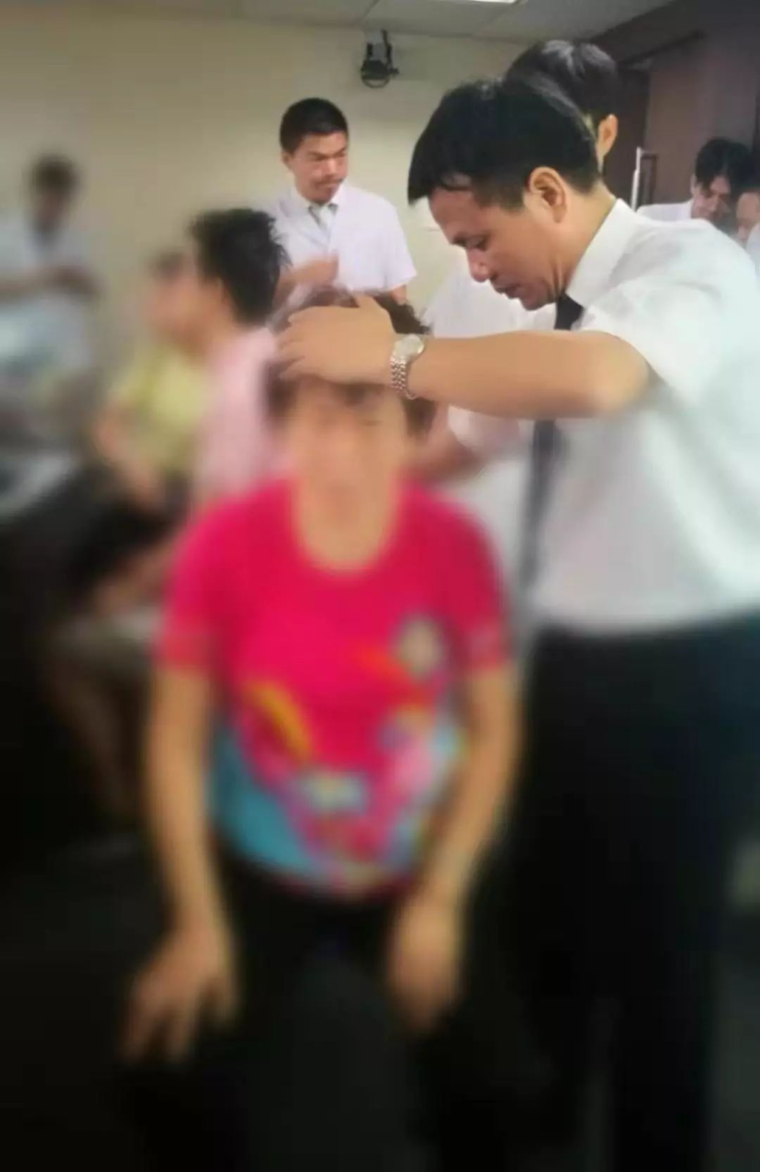 林定坤谈颈椎病,林定坤颈肩锻炼法