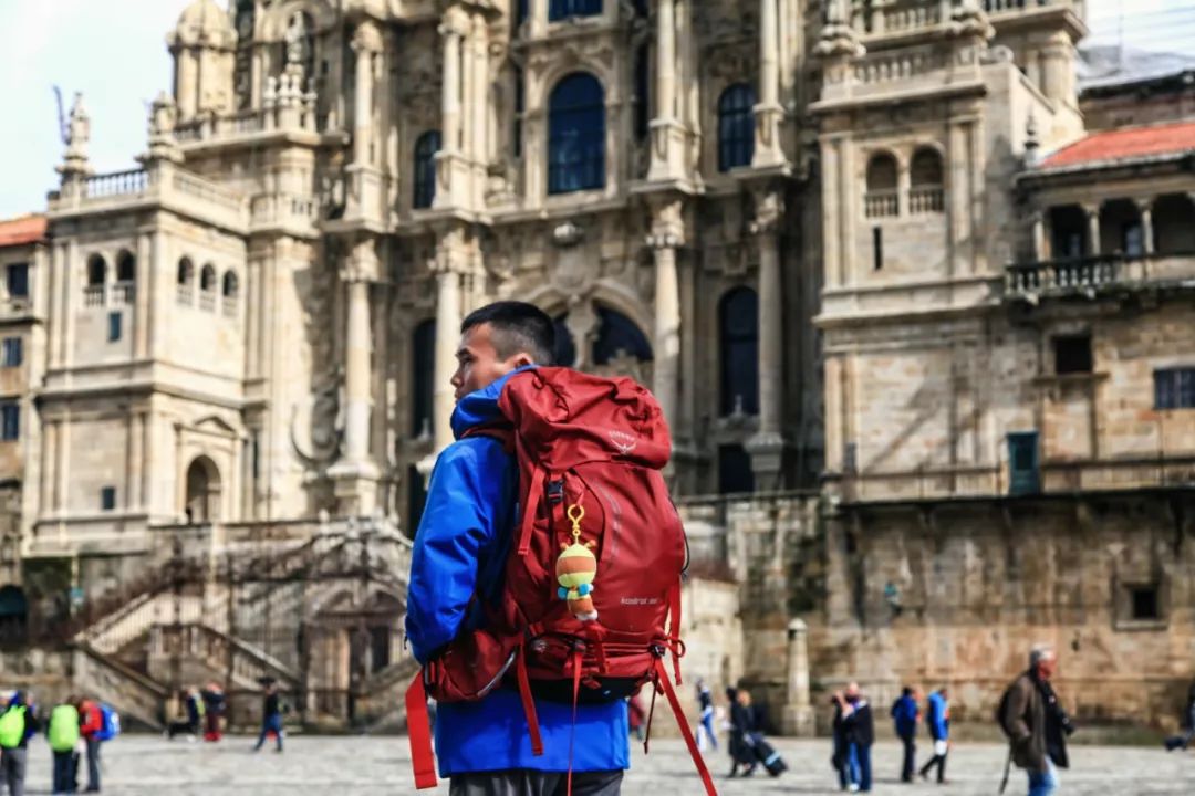 823km的步履不停，每个人心中都有一条朝圣之路