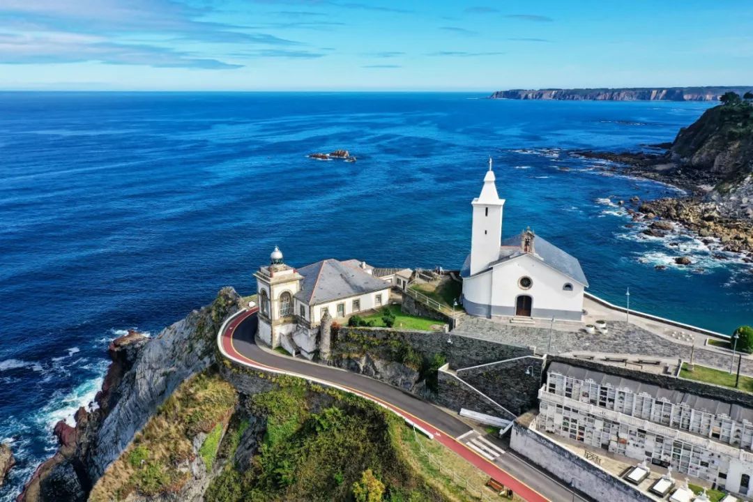 823km的步履不停，每个人心中都有一条朝圣之路