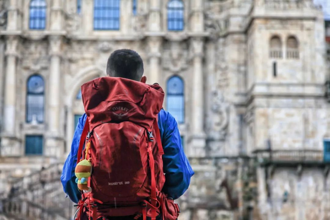 823km的步履不停，每个人心中都有一条朝圣之路