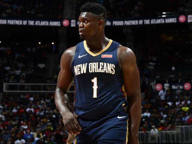 锡安右膝受伤视频,曝锡安缺席部分训练