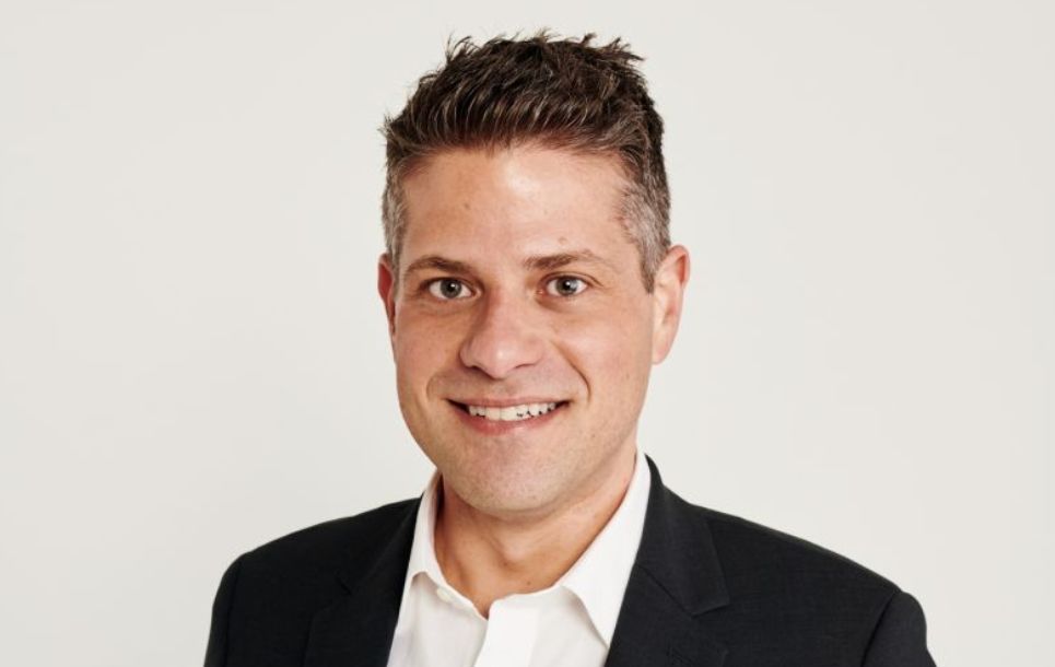 早报|MOCo.母公司发声明，决定暂时退出香港市场；欧莱雅集团收购新香水品牌；Gucci将举办男装秀