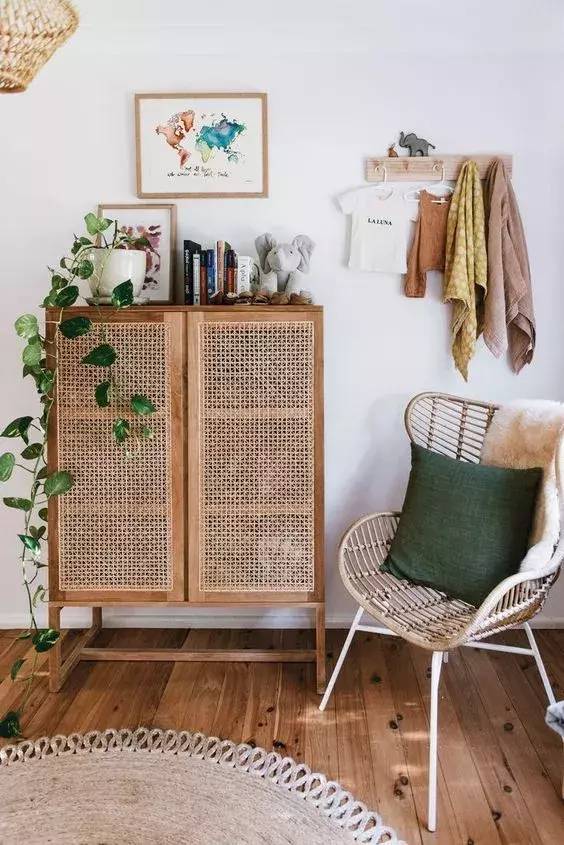 请问一下白色沙发脏了怎样清理,沙发脏了不用拆不用洗