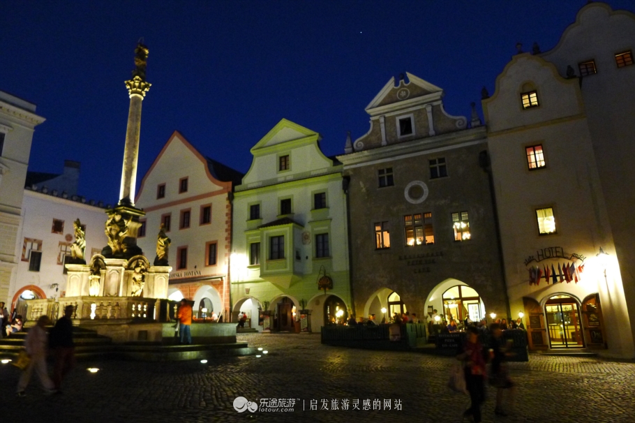 克鲁姆洛夫，绝美、席勒及其他