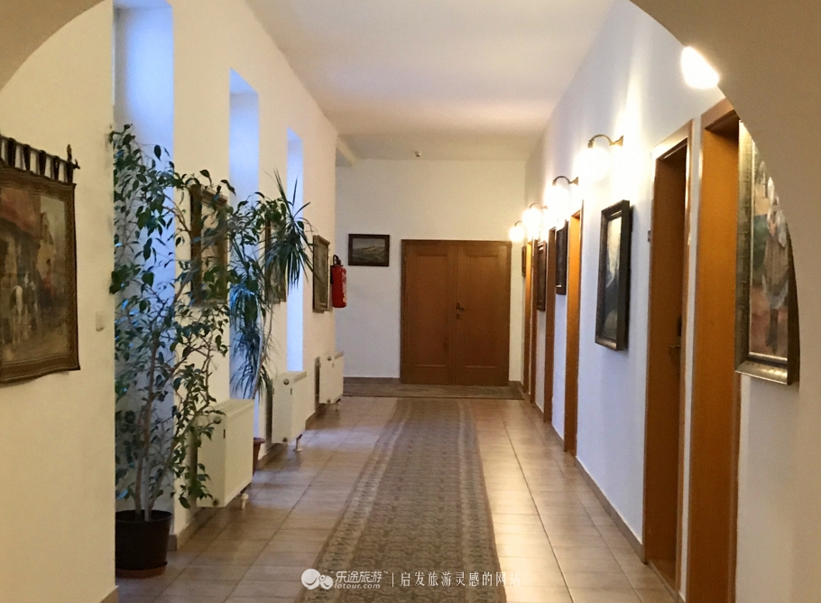 克鲁姆洛夫，绝美、席勒及其他