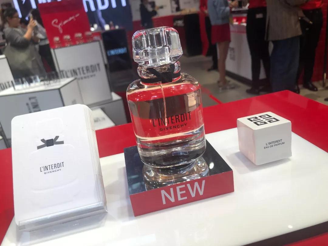 美妆神炖局丨虽没有见到四字弟弟但却被赫本私香强势种草了