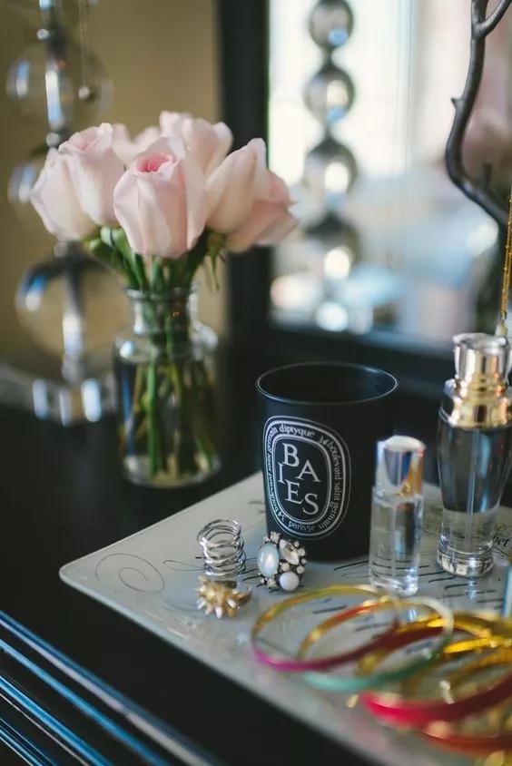 戚薇冰箱塞满香水,戚薇冰箱放香水视频