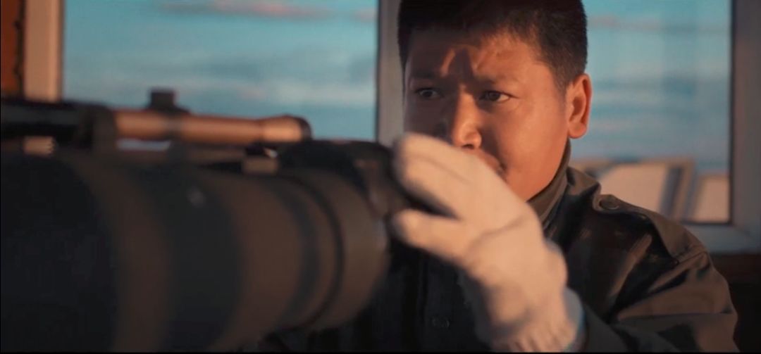 47号塔上的男人