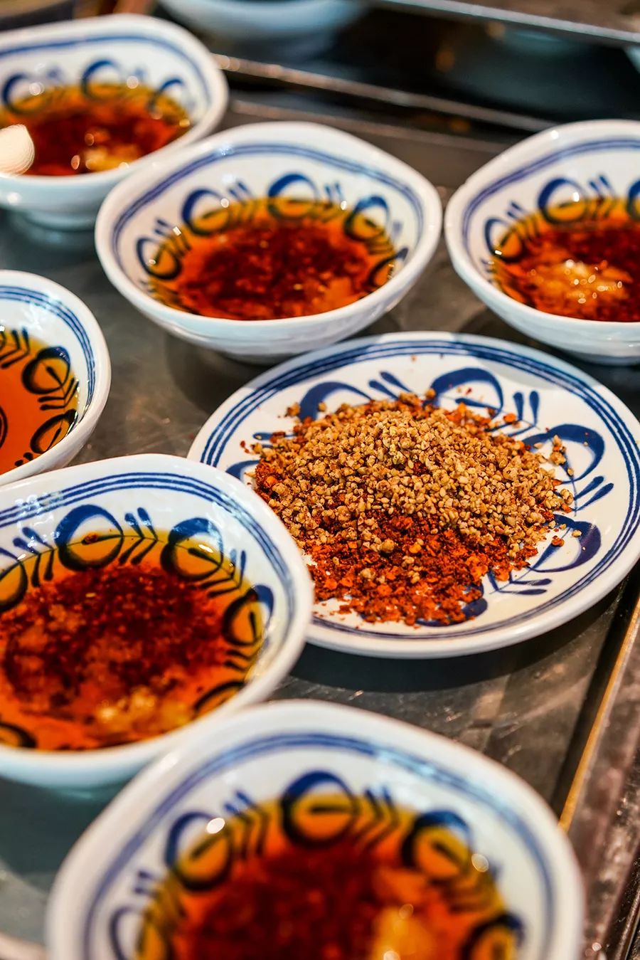 瓜串串鼓楼街,排队排到大街上