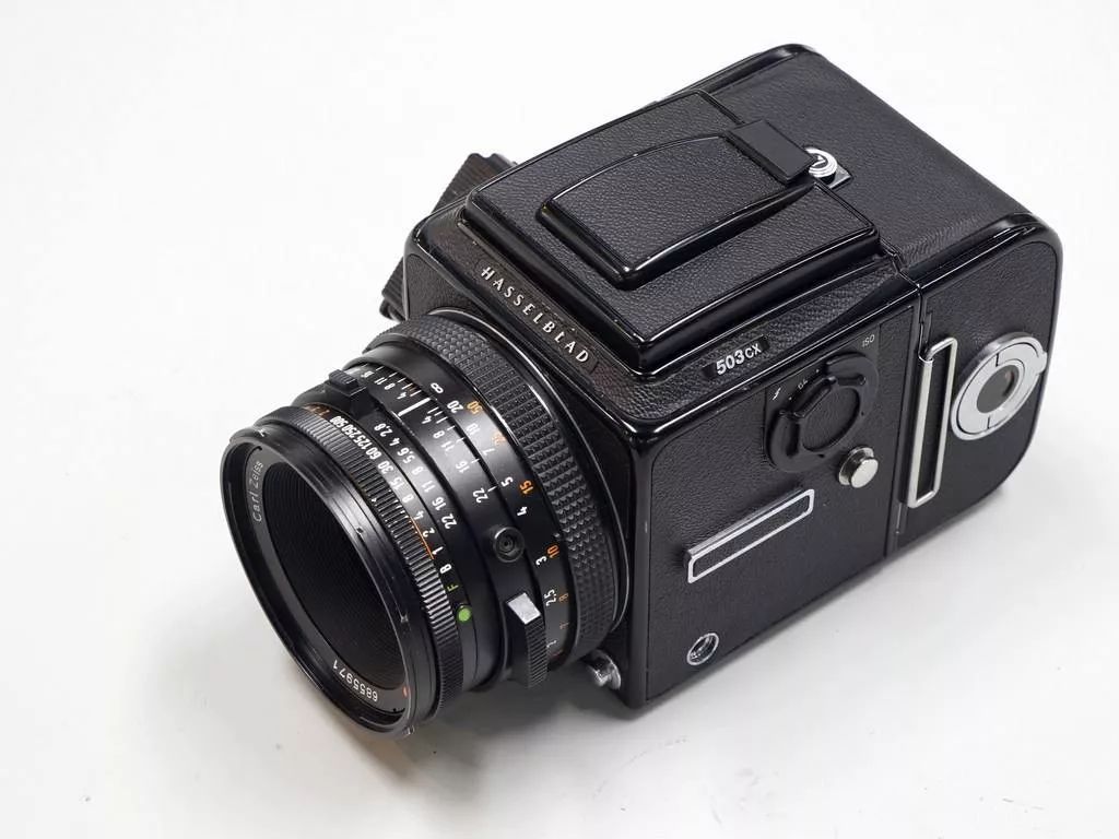 相机最顶级的手机,最新出的单反全画幅相机