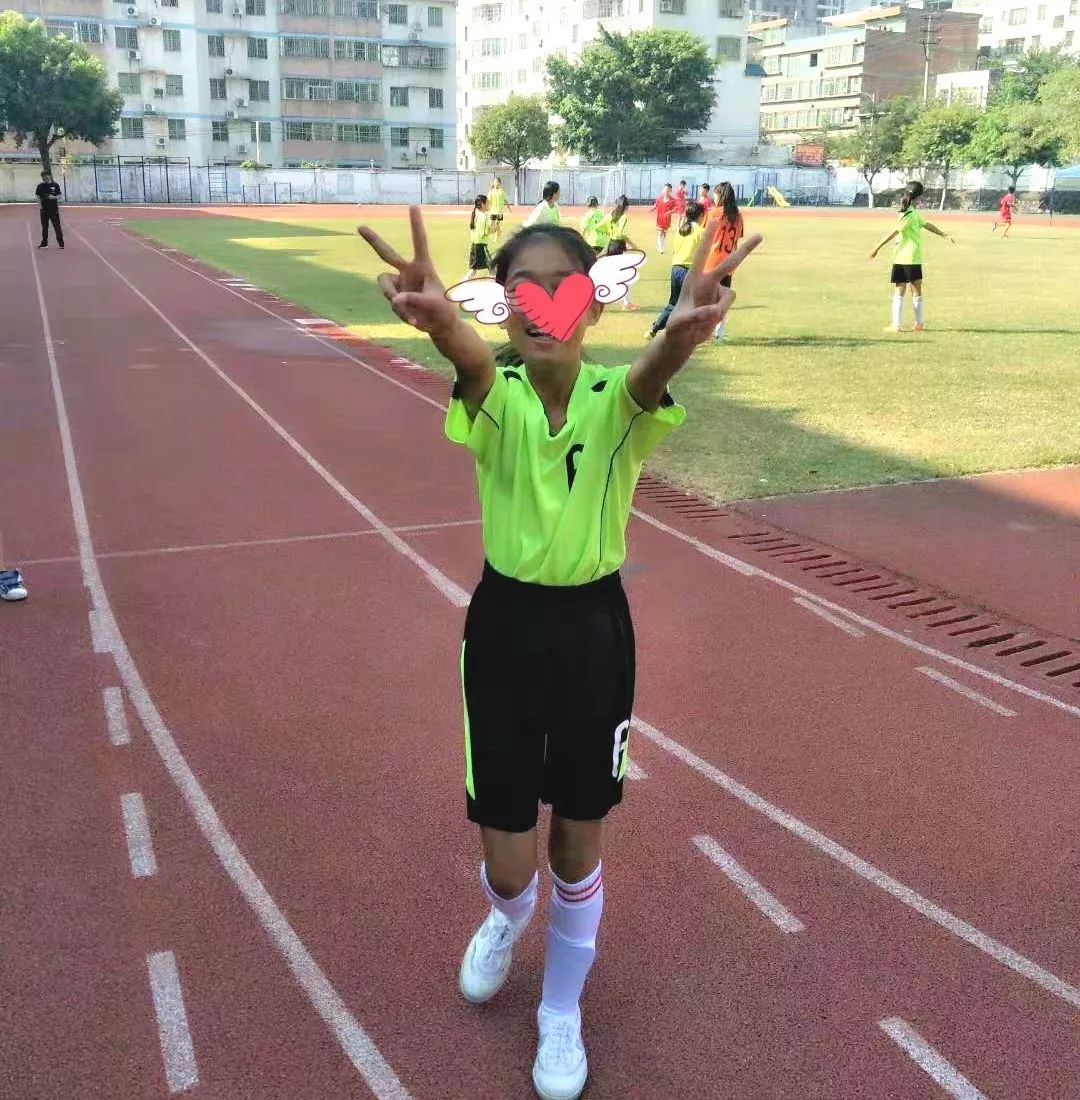 11岁女孩做无麻醉肠镜大哭,小孩小肠只剩80公分了