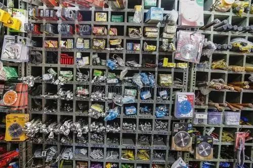 瑞士*刀军**算个屁!能顶半个工具箱的男人掌心玩物,竟有10种用途