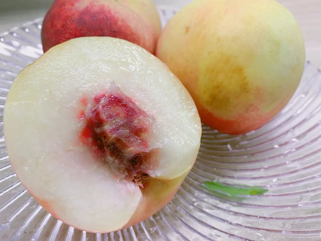 这桃子真甜,比金秋红蜜还好吃的桃子