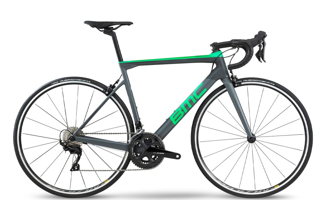 都是2万左右的公路小妖精，你选谁？