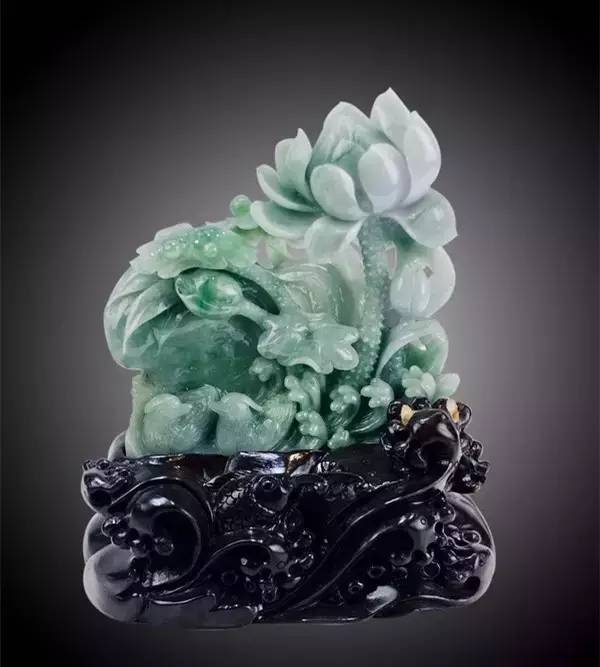 美玉“开花”，艳而不俗