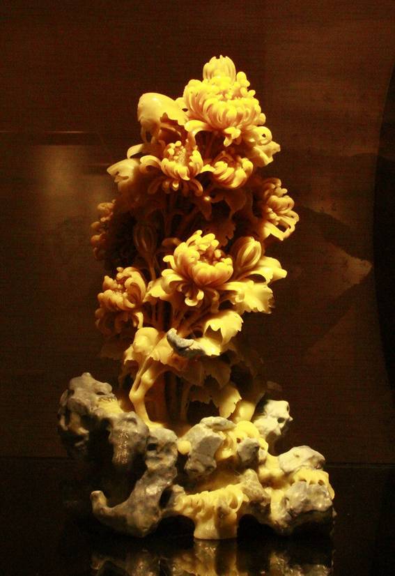 美玉“开花”，艳而不俗