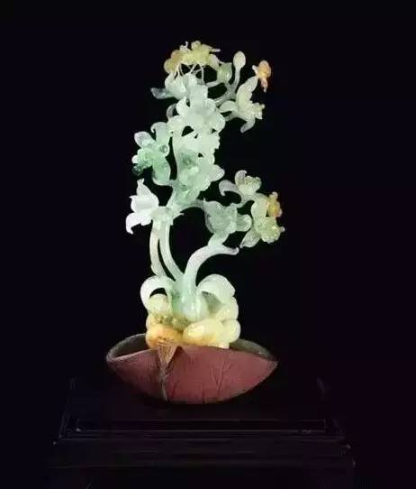 美玉“开花”，艳而不俗