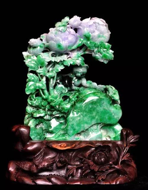 美玉“开花”，艳而不俗