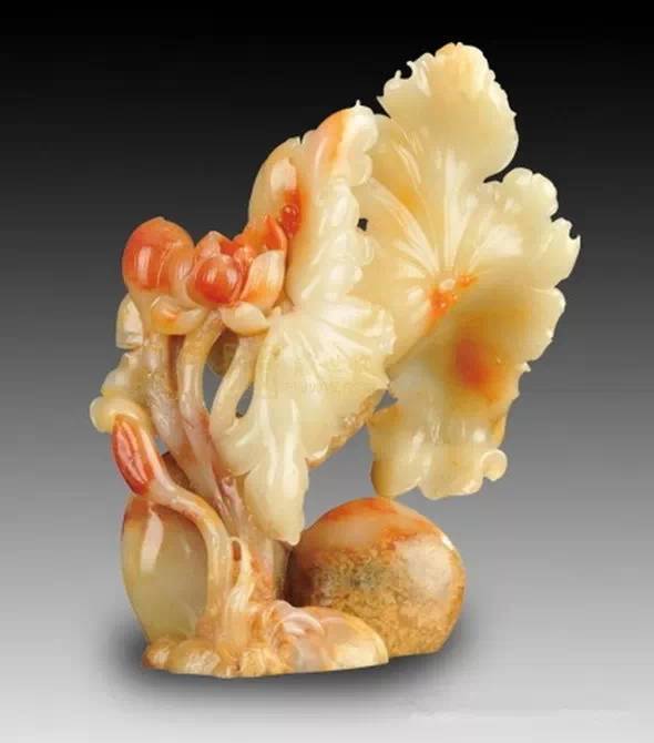 美玉“开花”，艳而不俗