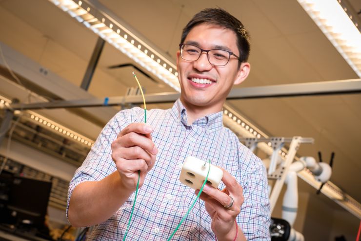 华裔科学家遇险,华裔科学家研发纳米机器人