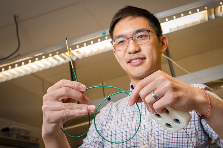 华裔科学家遇险,华裔科学家研发纳米机器人