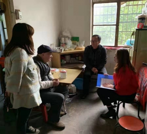 面对面访民情点对点解难题,面对面访民情