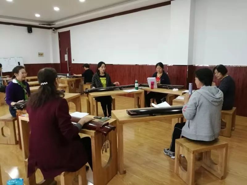 想免费学才艺吗？来郑州社区大学商都学堂报名吧