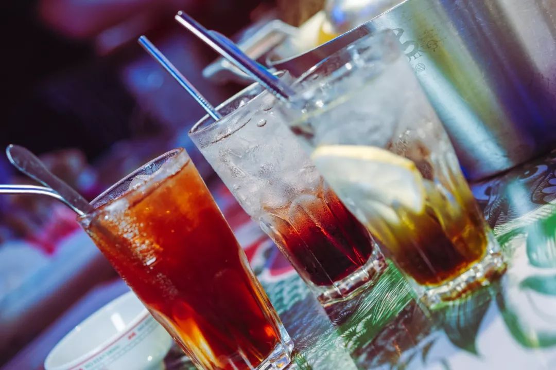 剪影时光，有人真的把老香港的模样嫁接到成都