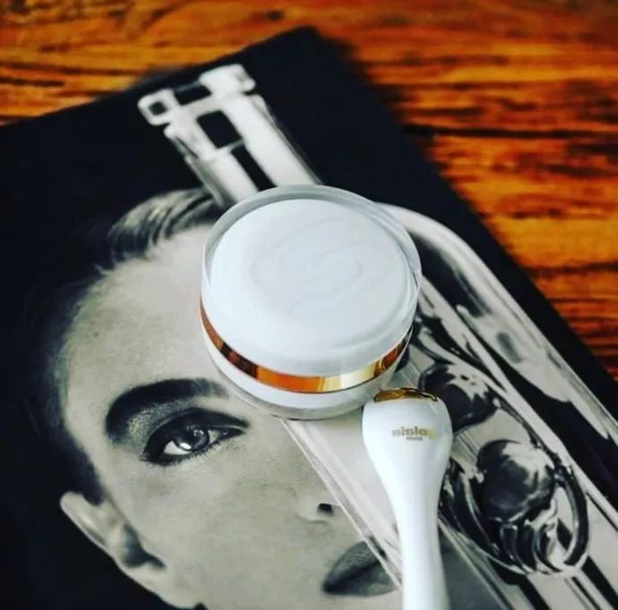 骨相美和皮相美都具有的人,皮相美和骨相美并存