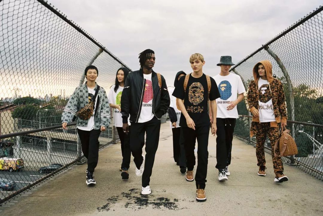 bape和mcm联名外套,mcmxbape联名背包