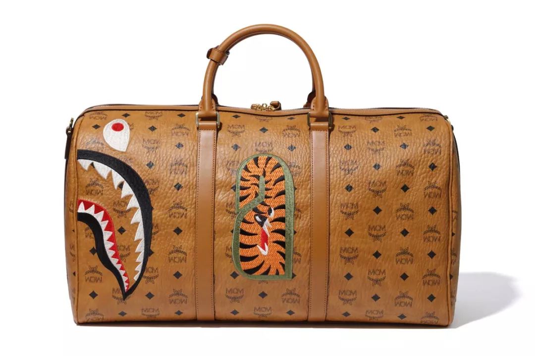 bape和mcm联名外套,mcmxbape联名背包