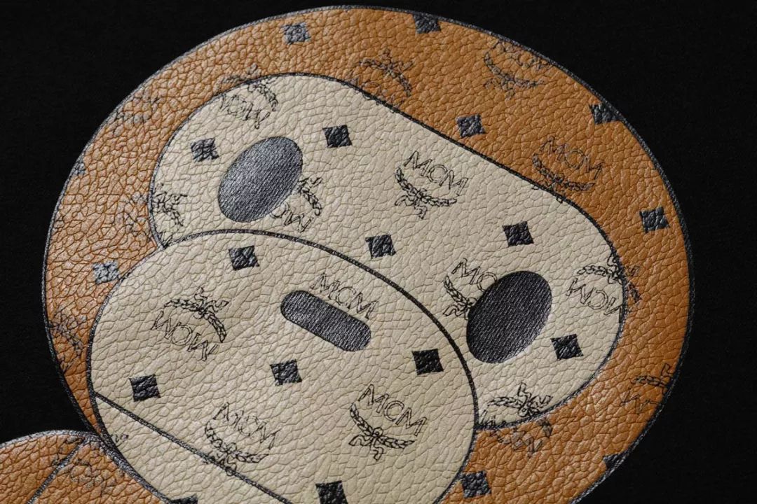 bape和mcm联名外套,mcmxbape联名背包