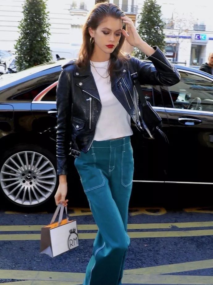 一降温就得买衣服,一降温就想买件外套