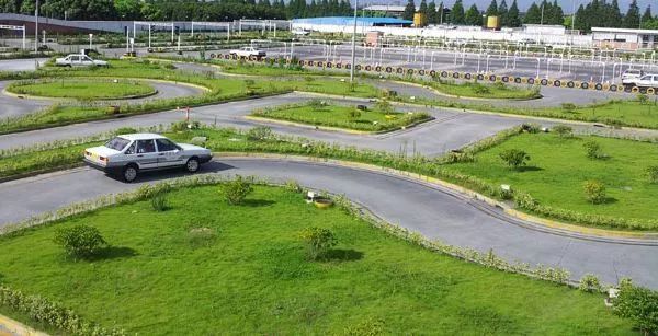 上海市口碑最好的驾校是哪家,上海驾校口碑最好的是哪几家