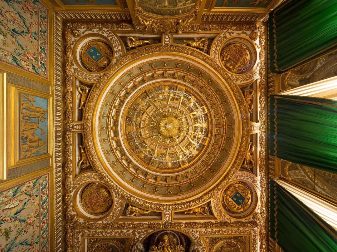 枫丹白露画风,民国风建筑风格