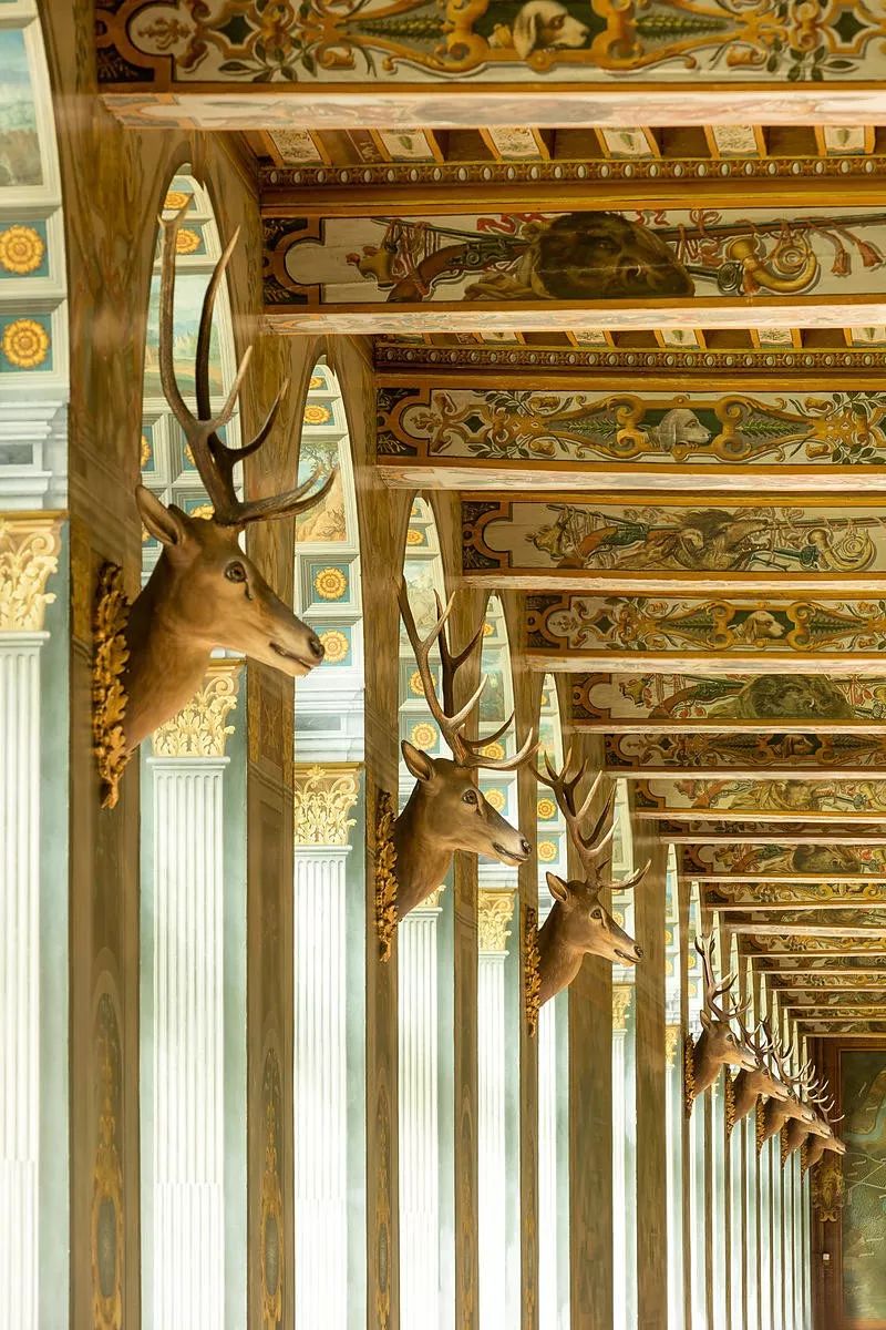 枫丹白露画风,民国风建筑风格