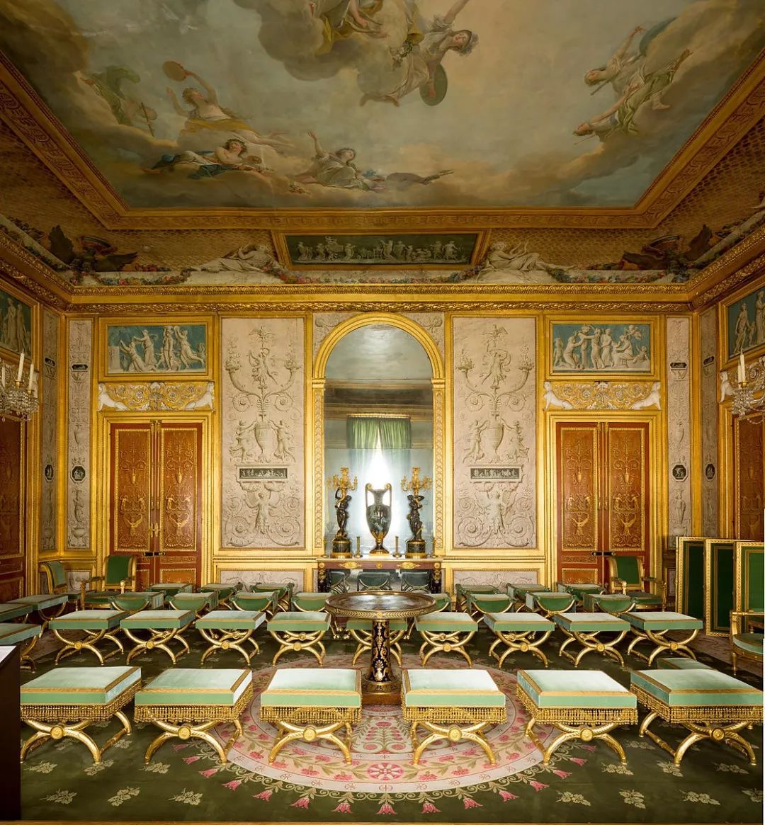 枫丹白露画风,民国风建筑风格