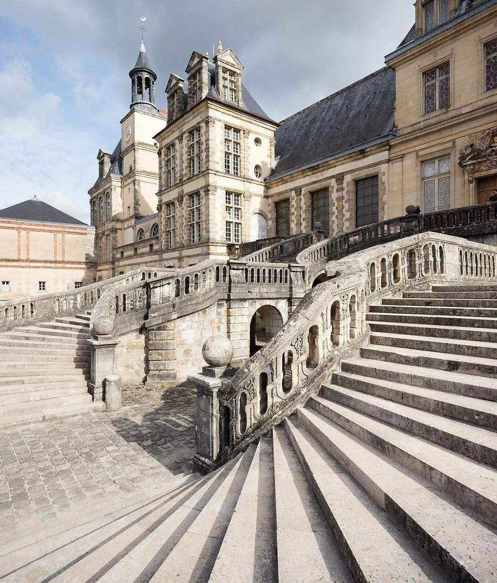 枫丹白露画风,民国风建筑风格