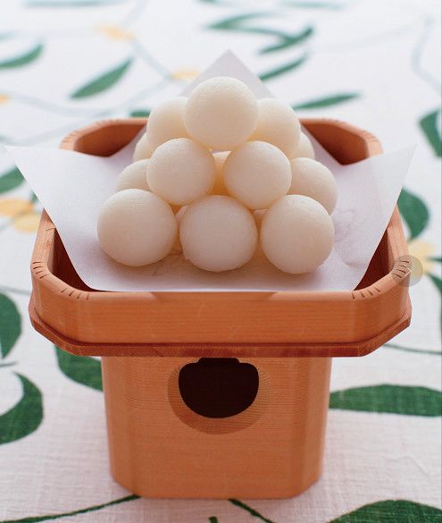 日本天皇是怎么吃海鲜,日本天皇吃什么饭