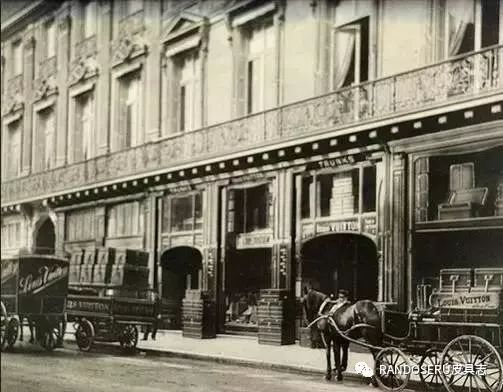 lv旅行箱真的太美了,lv旅行箱全套