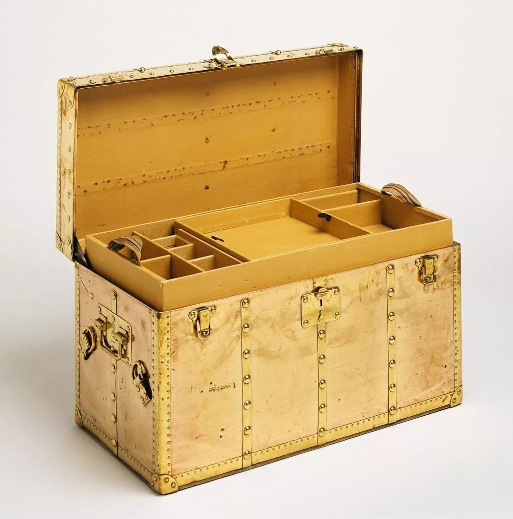 lv旅行箱真的太美了,lv旅行箱全套