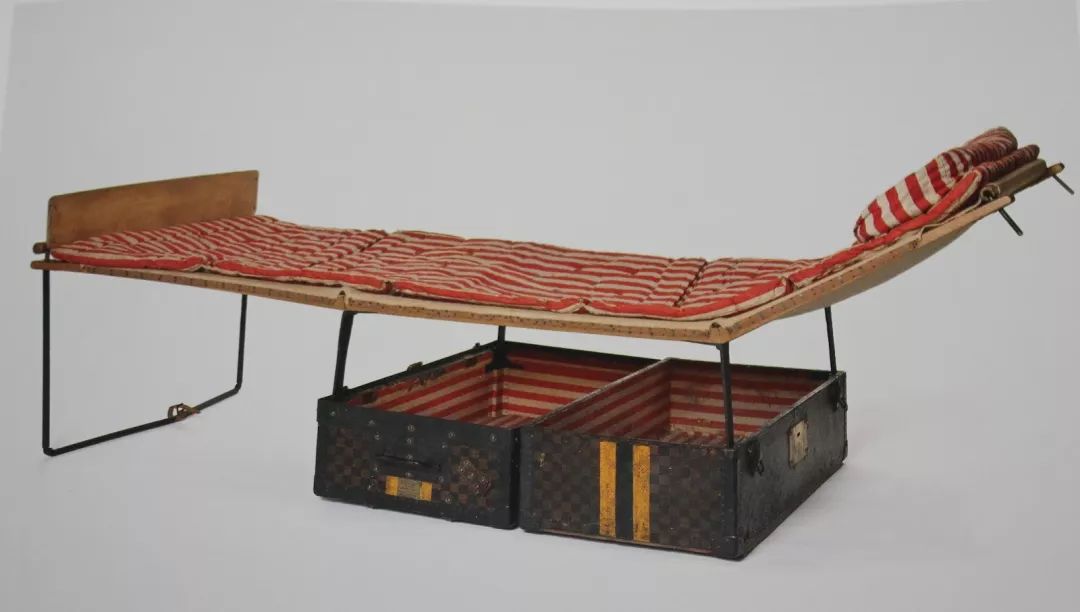 lv旅行箱真的太美了,lv旅行箱全套