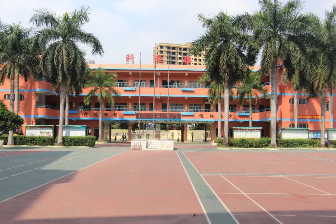 骞夸笢涓滆帪鐗涙涓,涓滆帪閫氭姤瀛︽牎鏁撮】鍚嶅崟