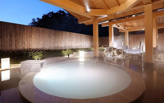 泡全球仅一家的珍珠温泉,上小众景美的雪场滑雪,99%游客都不知道的日本玩法