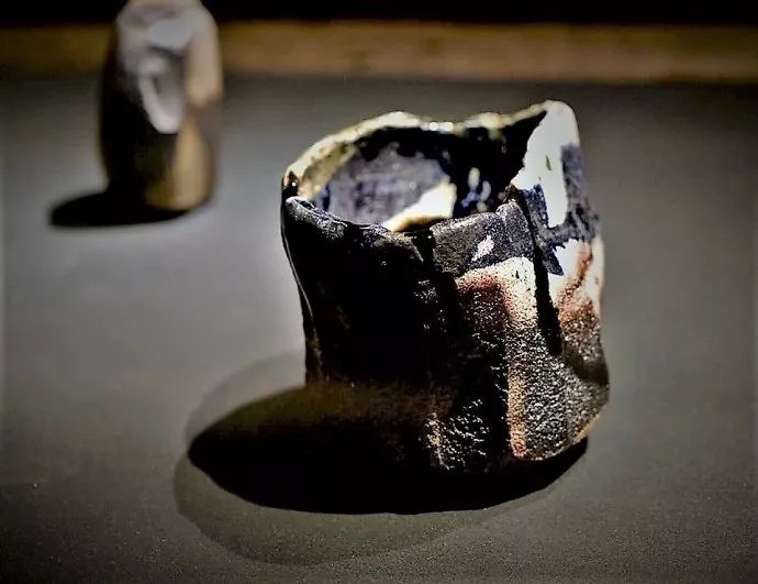 泡全球仅一家的珍珠温泉，上小众景美的雪场滑雪，99%游客都不知道的日本玩法