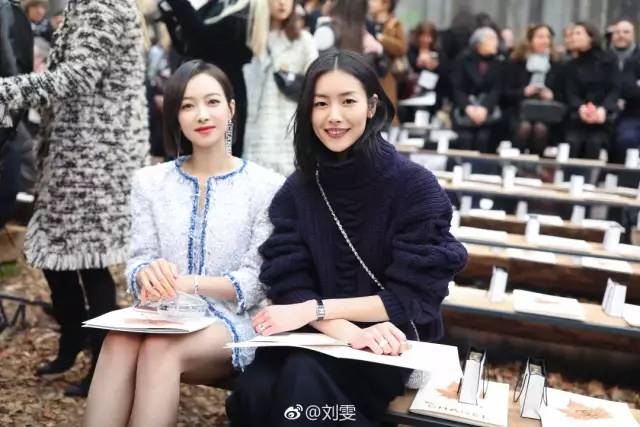 fashion风格穿搭,今年最时髦的4件小香风穿搭