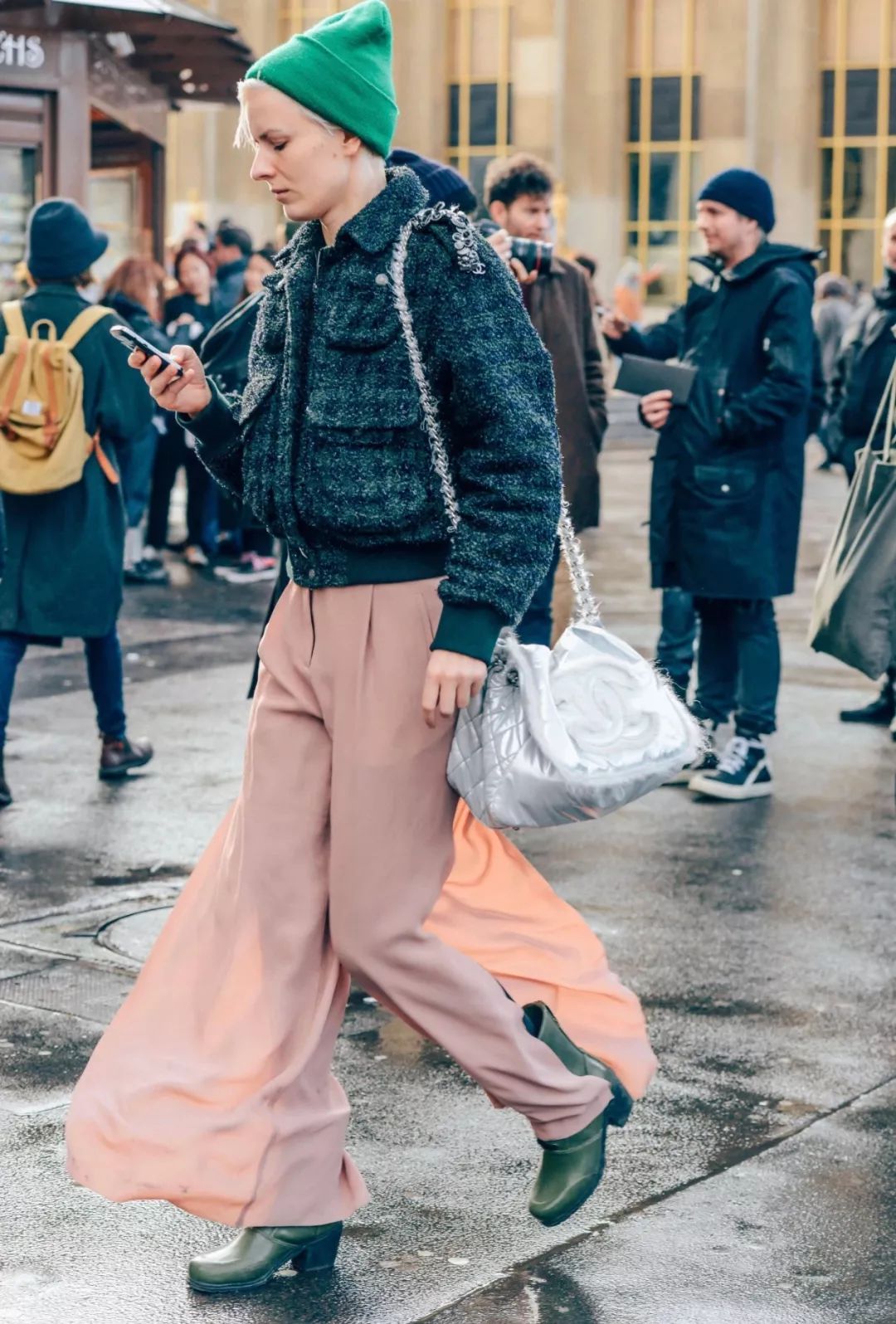 fashion风格穿搭,今年最时髦的4件小香风穿搭